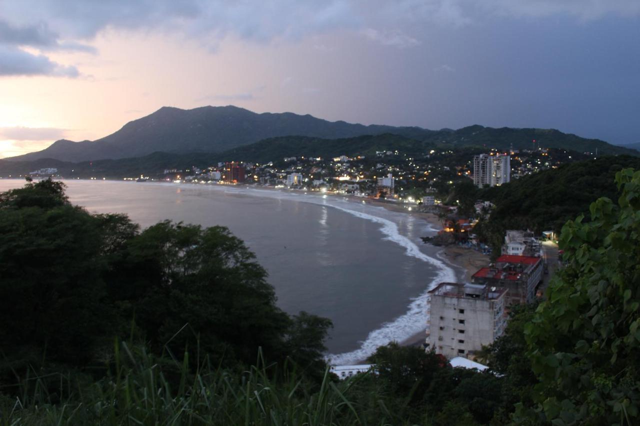 Casa Mexicana La Reyna Manzanillo Εξωτερικό φωτογραφία